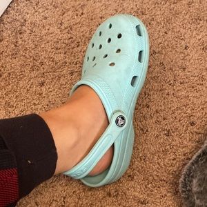 Crocs size 7
